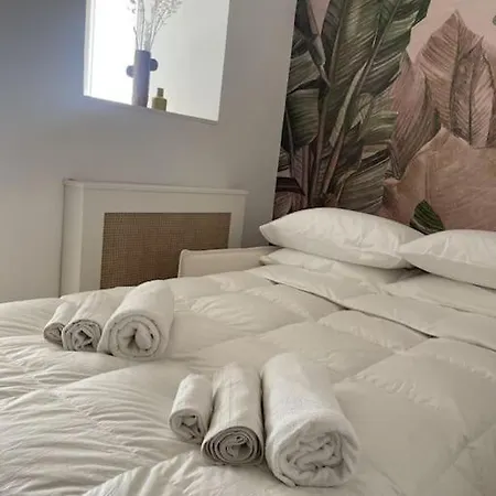 Ultra Stylish Modern Attic